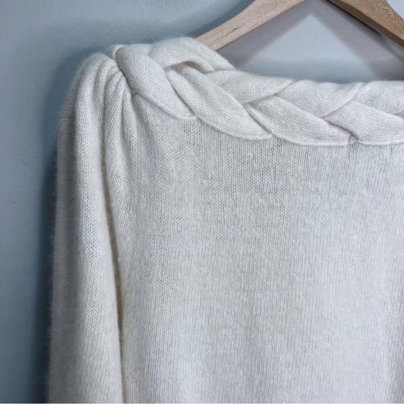 Vintage Andre Christian Cream Lambswool Sweater Size Small - Picture 10 of 13